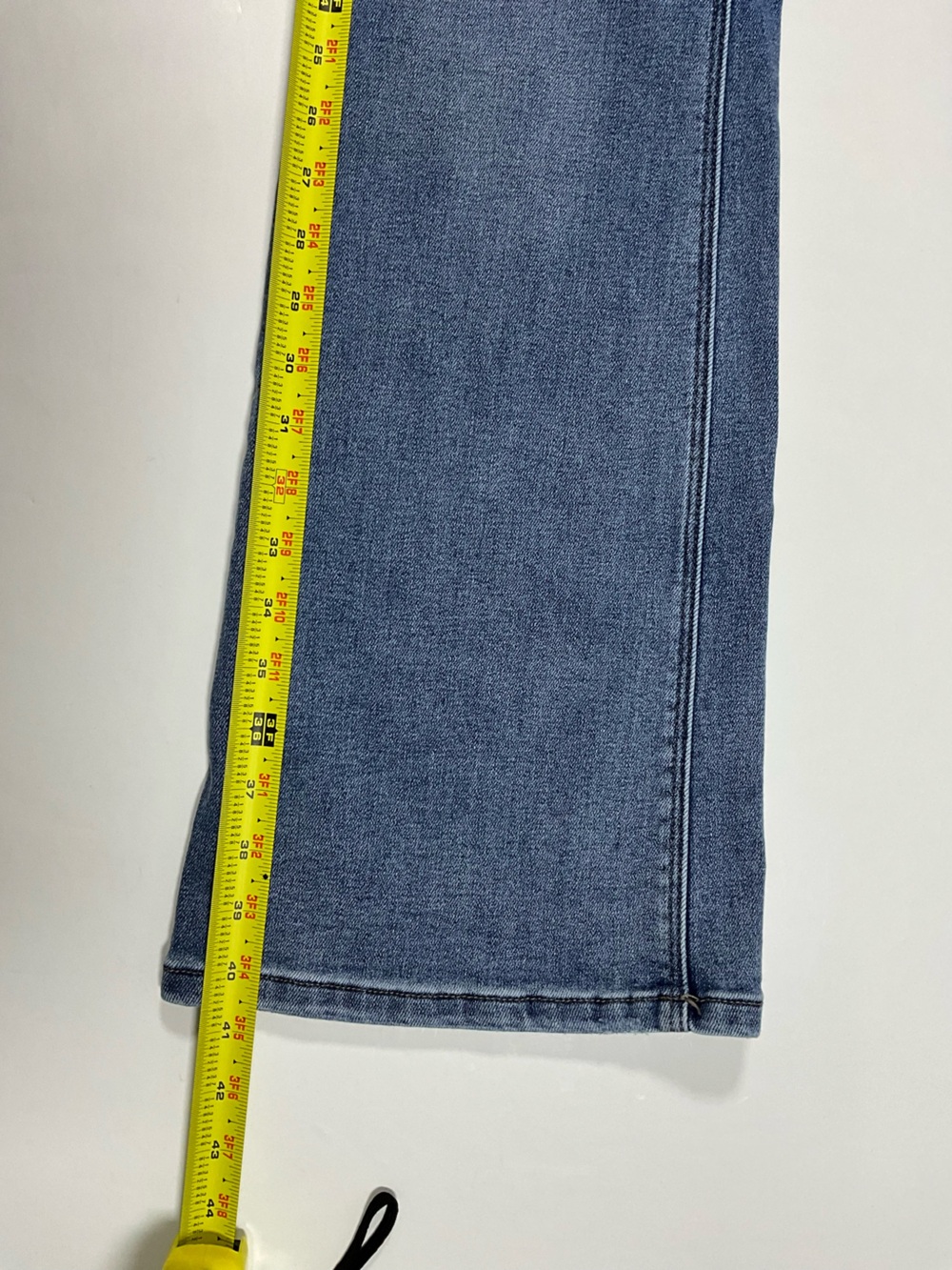 Lovervet by Vervet High Rise Flare Denim Jeans Women's 14W - Picture 7 of 16